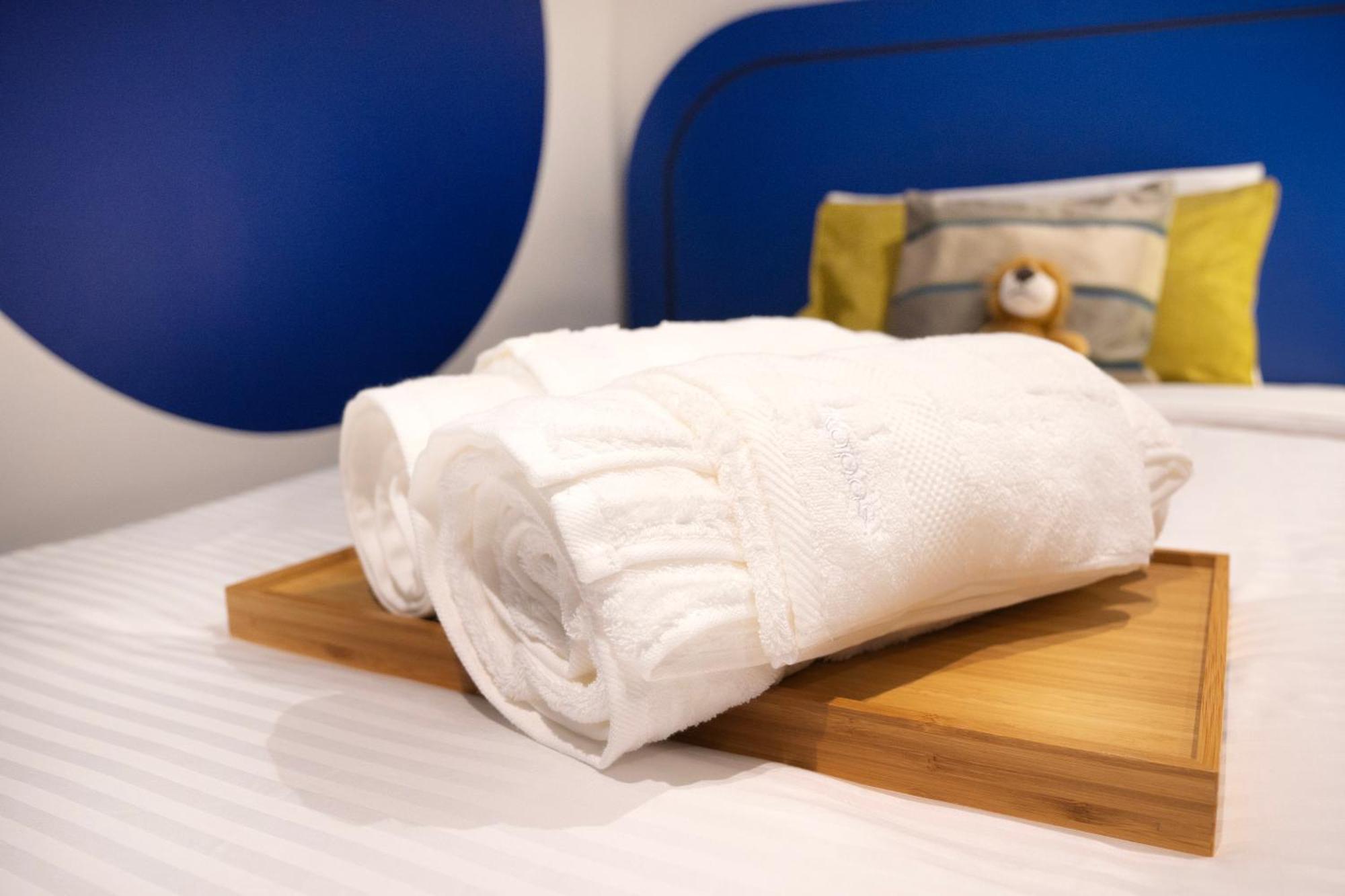 Ukiyo Suites بيتالينغ جايا الغرفة الصورة